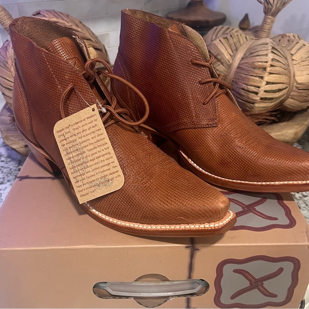 Twisted X Cognac Leather Lace-Up Boots